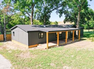 9206 Fm 677 S, Saint Jo, TX 76265