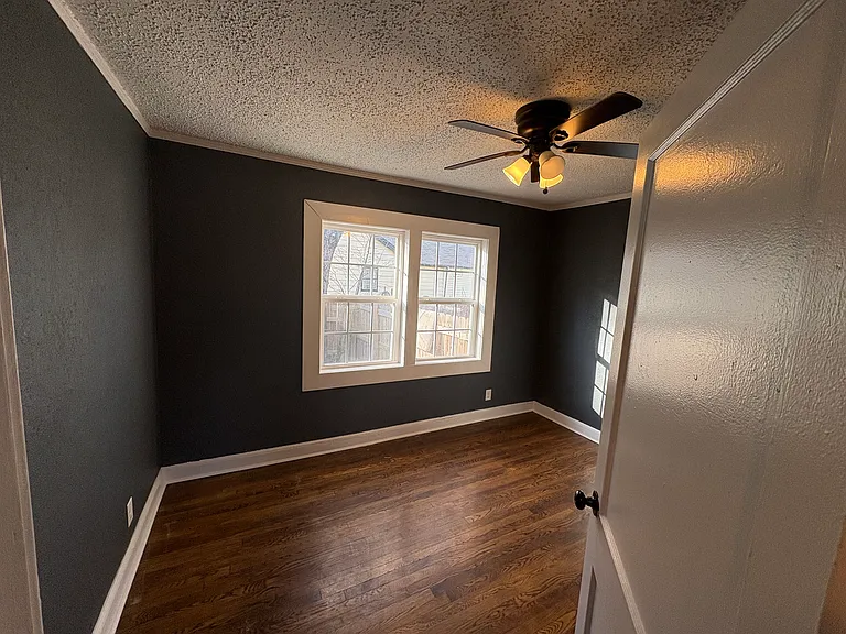 2434 Larose Ave #1 — Photo 8