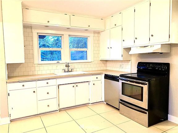4th image of 3712 N 14th St