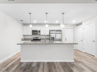 2771 Royal Palm Ave #935BDACCC, Fort Myers, FL 33901