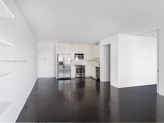 4th image of 3 Island Ave APT 10J
