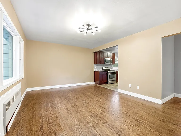 1116 N Maple Ave — Photo 13