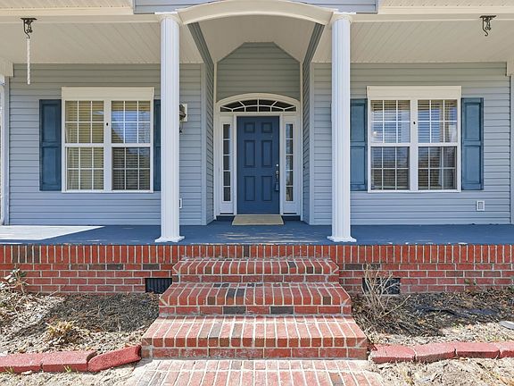 4th image of 364 Capers Creek Dr.
