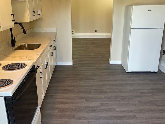 3rd image of 15328 40th Ave W APT 3