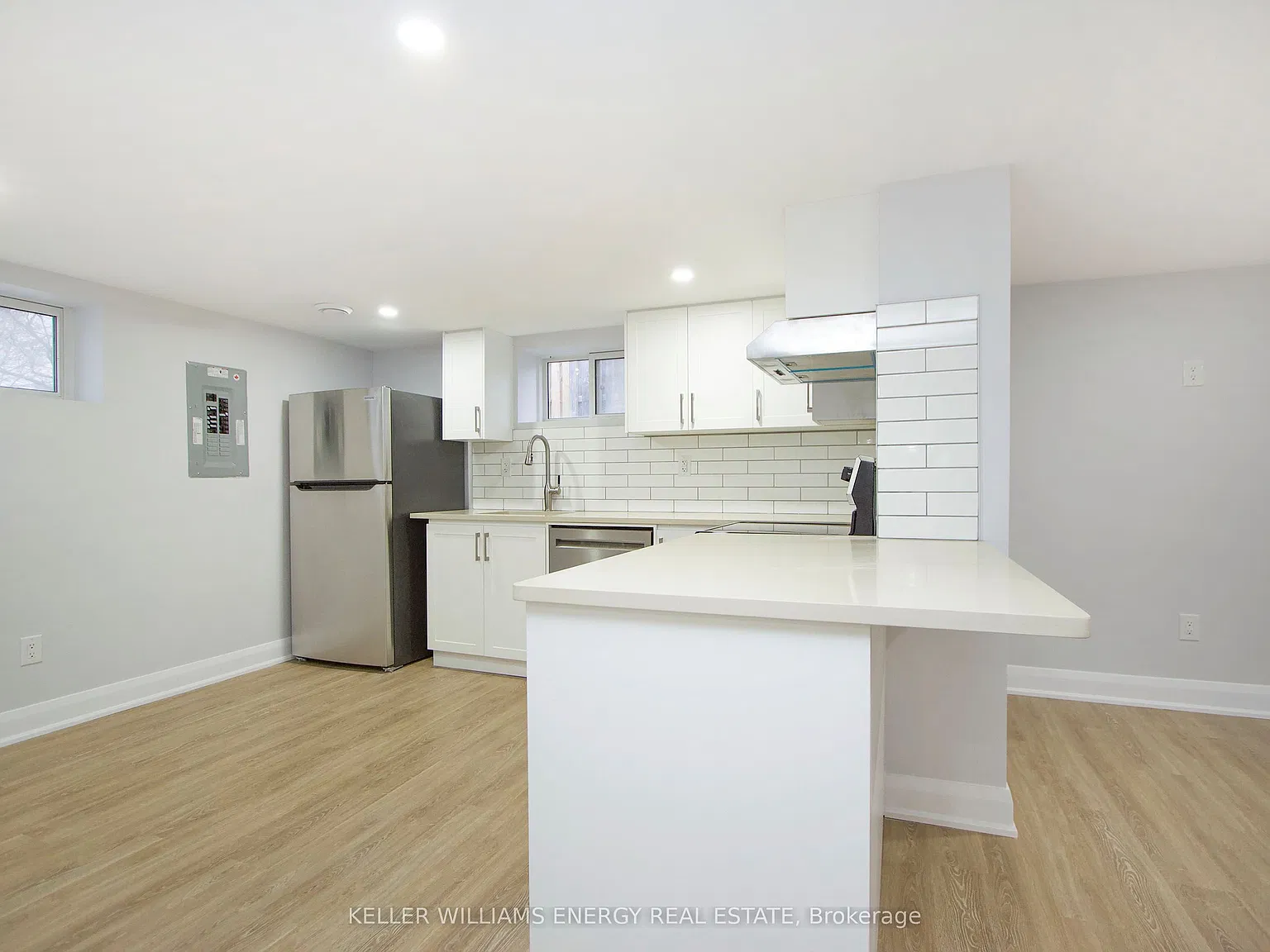 2 bed, $1,995 — Photo 3