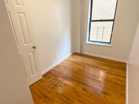 4th image of 219 W 145th St APT 15