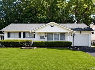 8341 Buddie Dr, Hazelwood, MO 63042