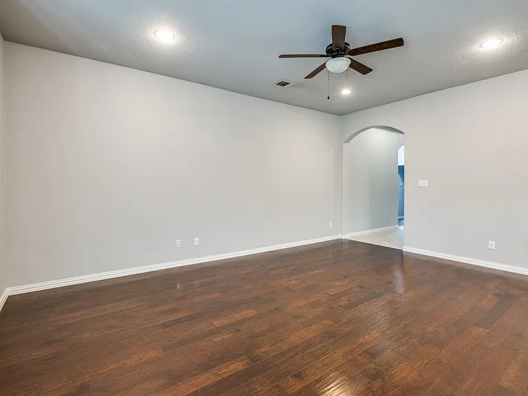 1608 Emma Pearl Ln — Photo 21