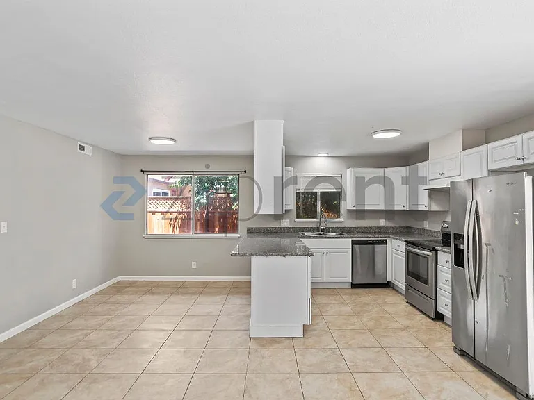 2650 109th Ave #1 — Photo 11