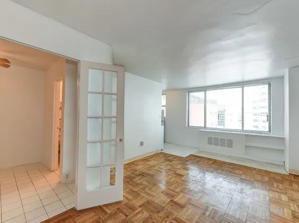 1121 Arlington Blvd, Arlington, VA