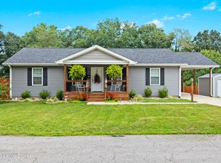 1116 Park Ln, Brandenburg, KY 40108