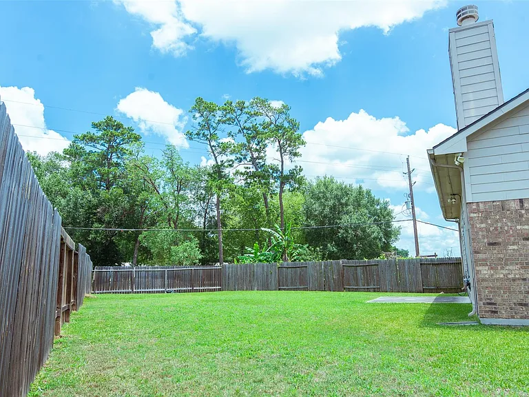 1902 Vernal Glen Cir — Photo 39