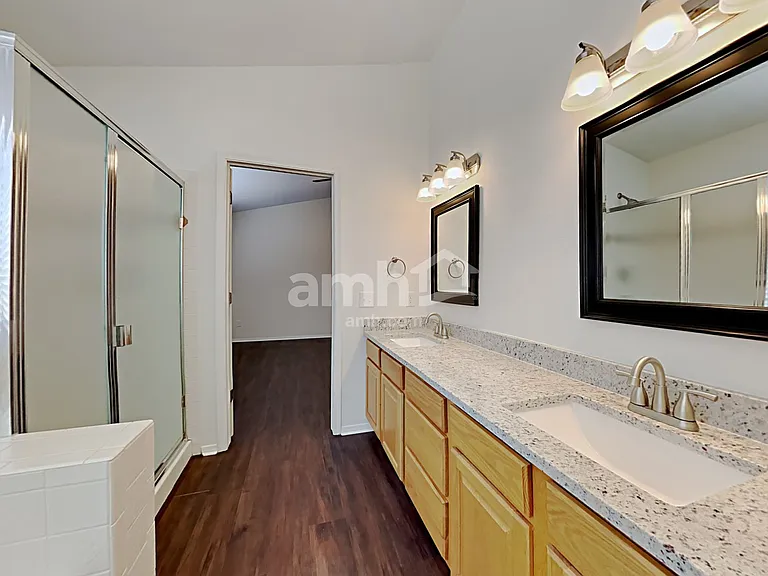 5052 Sacred Feather Dr — Photo 8