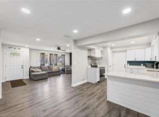 123 W Douglas St, Iola, KS 66749