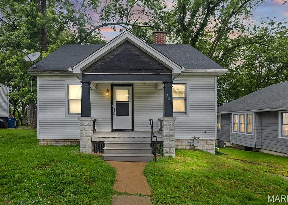1st image of 321 W Cleveland Ave