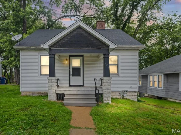 321 W Cleveland Ave, Belleville, IL 62220