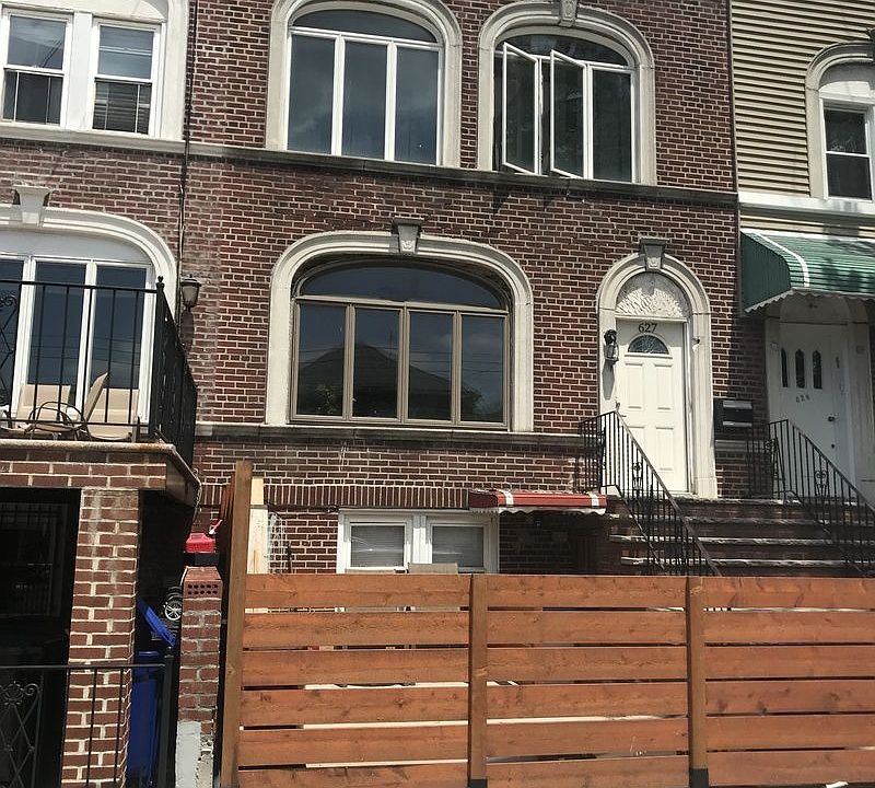 2nd image of 627 Avenue W