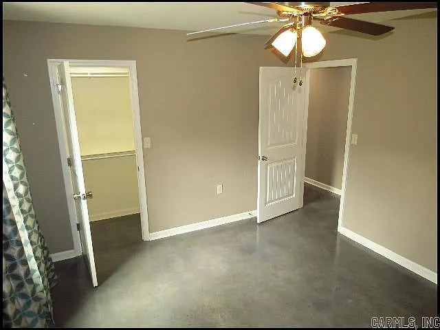 306 Barnes St — Photo 11