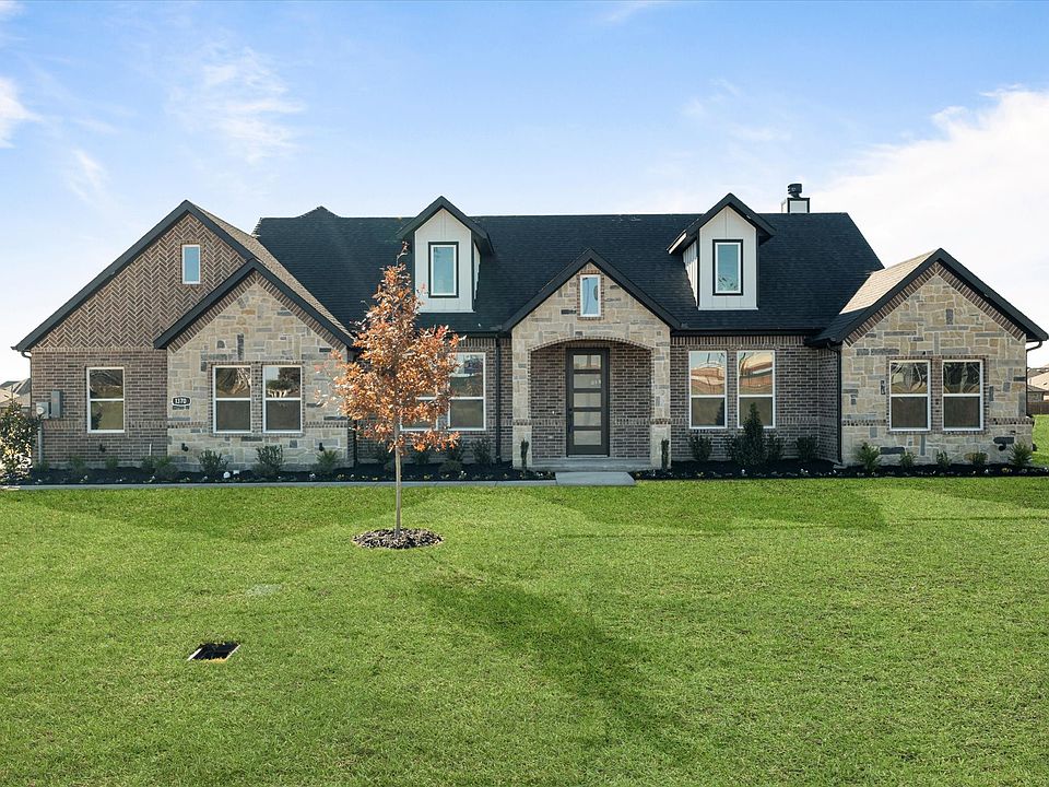 1st image of 1370 County Road 370 E