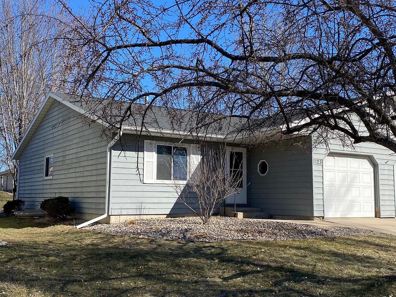 1125 Schafer DRIVE, Onalaska, WI 54650 Zillow