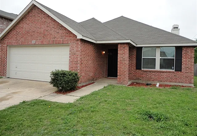 5200 Emmeryville Ln — Photo 1