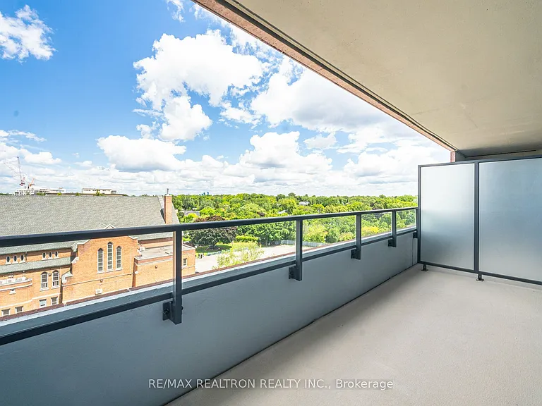 2525 Bathurst St #611 — Photo 10
