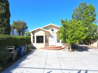 15807 Leadwell St, Van Nuys, CA 91406