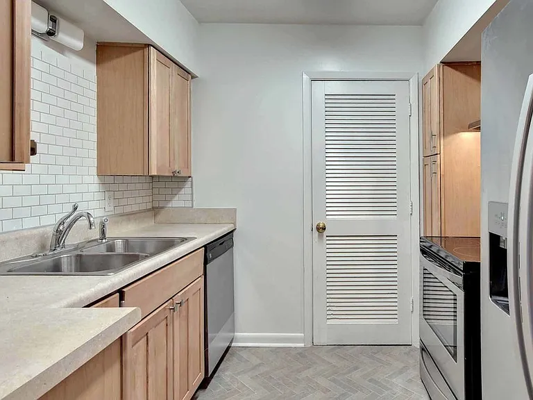 1314 Pacifica Ct — Photo 12