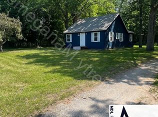 1811 S Five Mile Rd, Midland, MI 48640