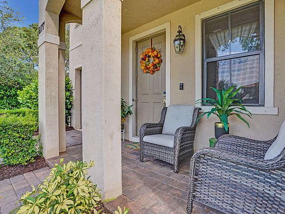 3rd image of 6177 Bangalow Drive