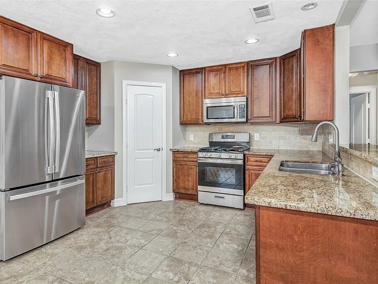 2611 Desert Sage Dr — Photo 9