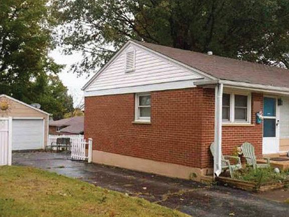 2nd image of 25 W Saint Anthony Ln