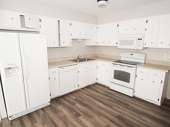 5th image of 6437 Pizarro Dr