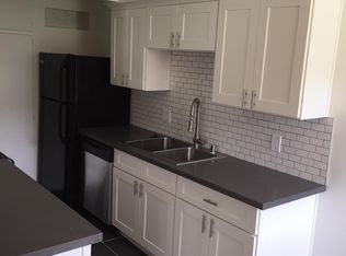 1736 E Sycamore Ave APT B, El Segundo, CA 90245