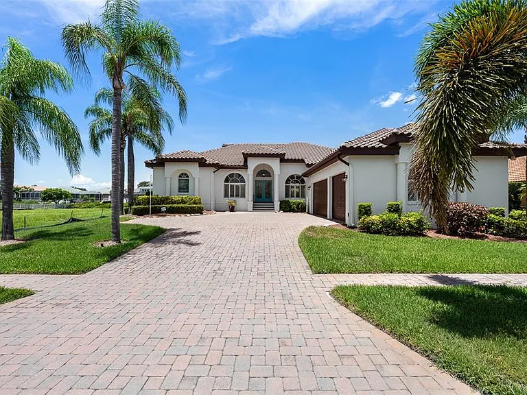 949 Allegro Ln — Photo 22