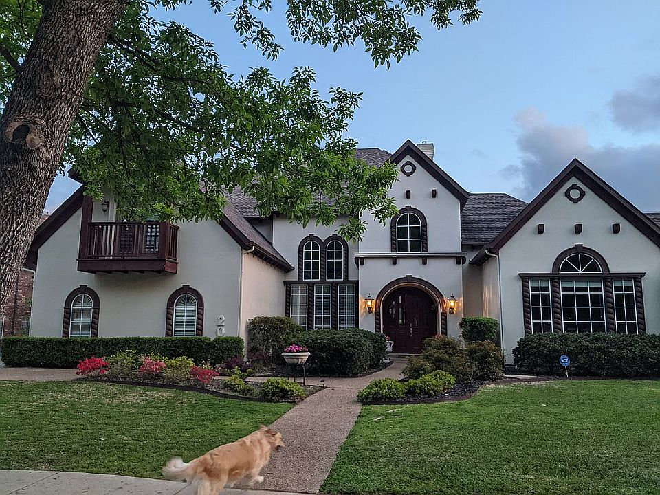 1st image of 200 Country Club Dr