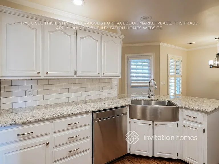 124 Fieldstone Ln — Photo 6