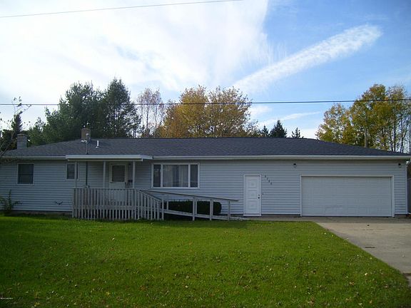 2nd image of 8780 Phelps Dr