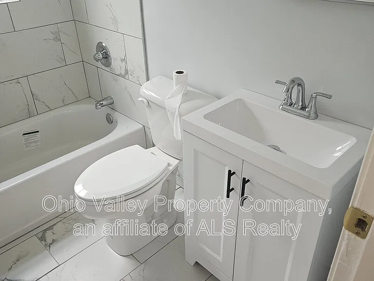 2915 Abigail Dr #1 — Photo 7