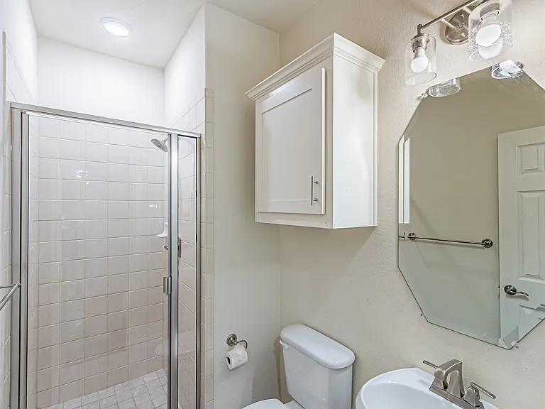 3316 Hickory Ln — Photo 17