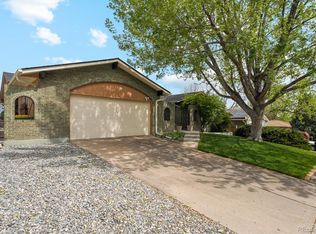 2588 S Flower Ct, Lakewood, CO 80227