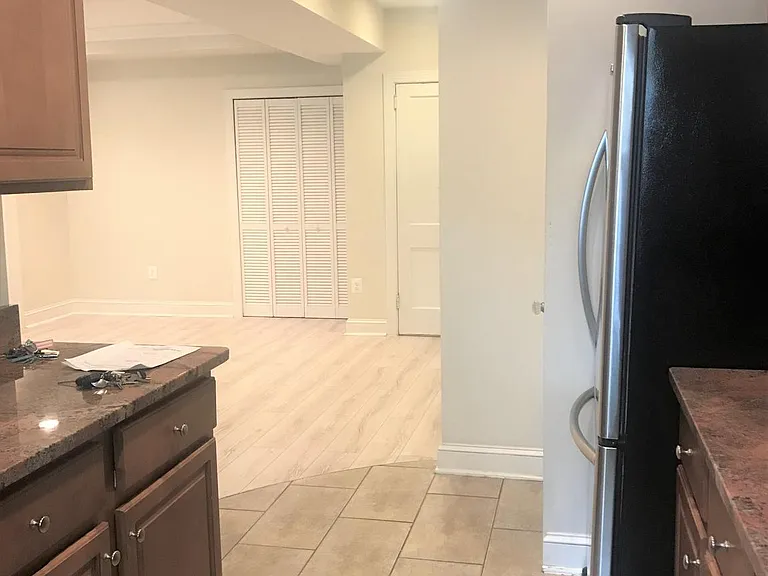 401 Commonwealth Ave #10B — Photo 14