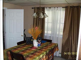5th image of 56 Kent Lake Ave