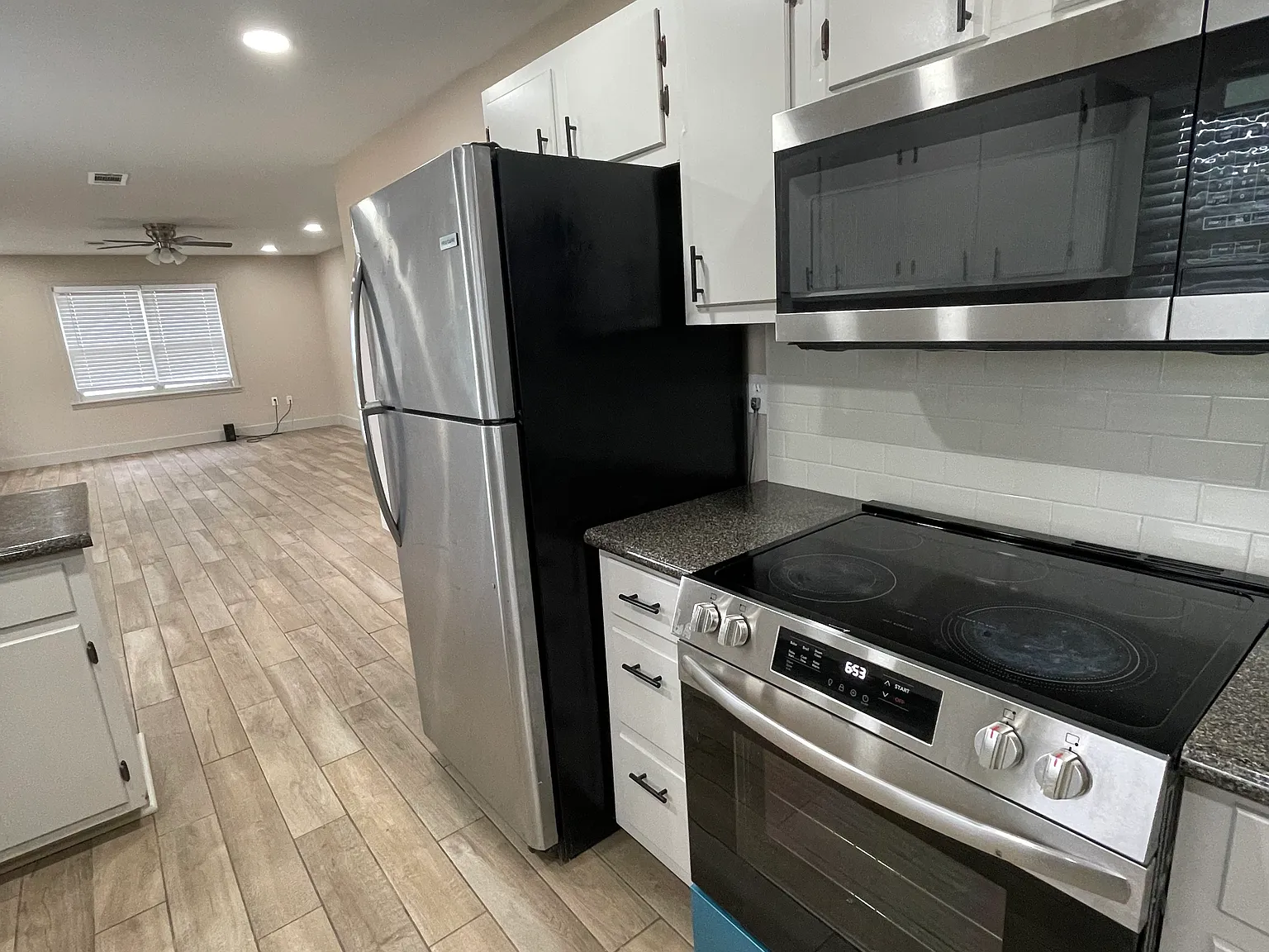 3 bed, 1315 sqft, $1,500 — Photo 4