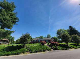 11134 Sedgefield Rd, Fairfax, VA 22030