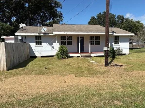 7220 Moore St, Hitchcock, TX 77563