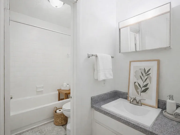 Hampton Hall | Comfort, Convenience, & Community All In One — Photo 294