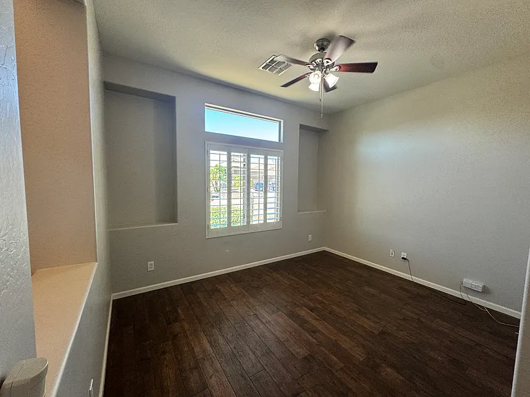 26723 N 52nd Dr — Photo 15