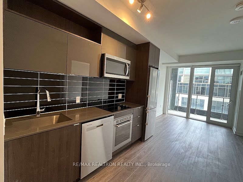 1st image of 60 Princess St #618