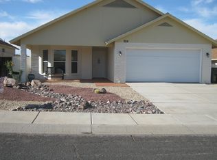 929 W Mountain View Dr, Kingman, AZ 86409